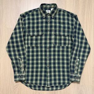 GAP Cotton Plaid Long Sleeve Buttonup Flannel Shirt Mens Small Green Outdoors
